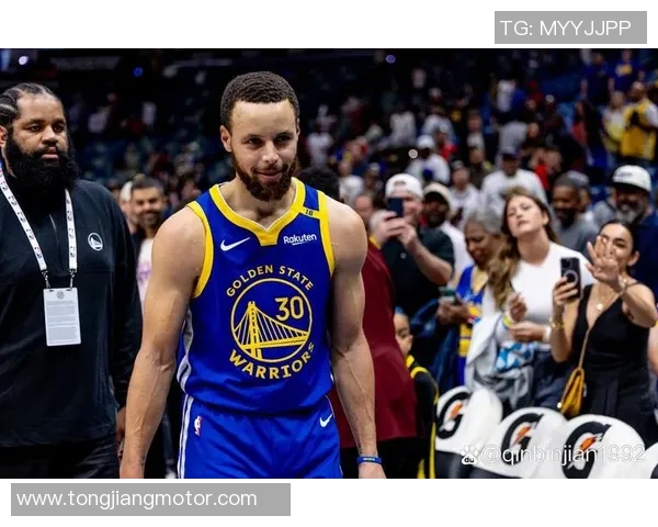 勇士与灰熊激战回顾昨日精彩瞬间全景呈现