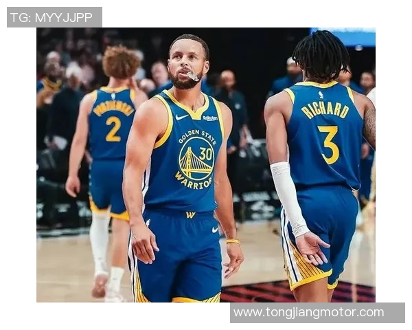 勇士与快船激战回顾精彩瞬间与经典对决全景解析