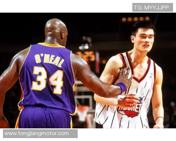 火箭与湖人季后赛对决姚明的传奇时刻与篮球荣耀