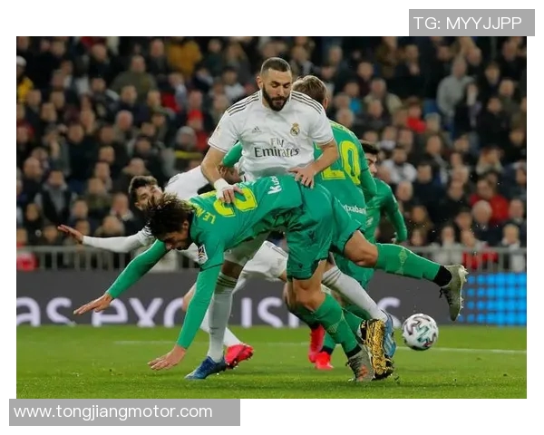 皇家社会与皇马的巅峰对决谁能在西甲赛场上笑到最后