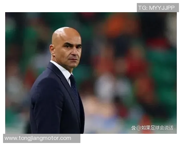 马丁内斯的传奇旅程与足球生涯的辉煌成就探索